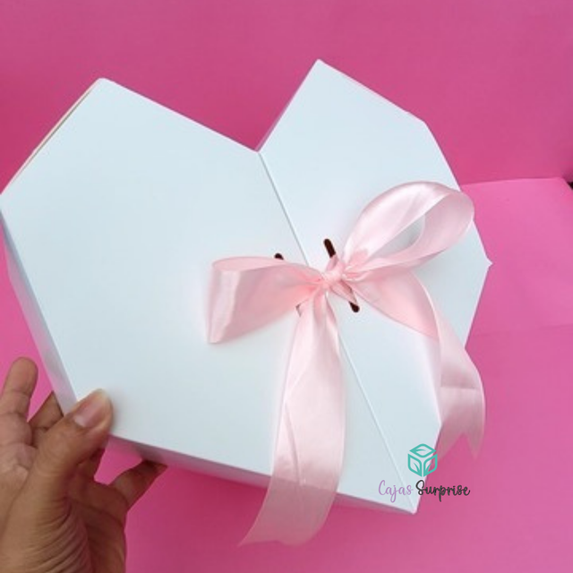 Caja Corazon Hexagonal con lazo