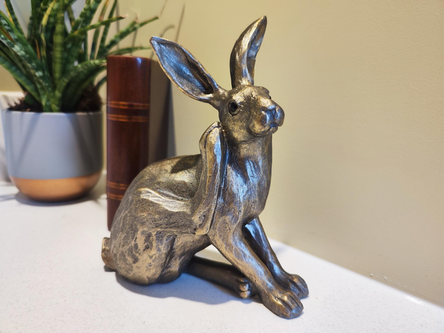Gold / Bronze effect Resin Hare Scratching 