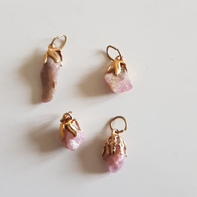 Tourmaline Rose / pierre semi-précieuse