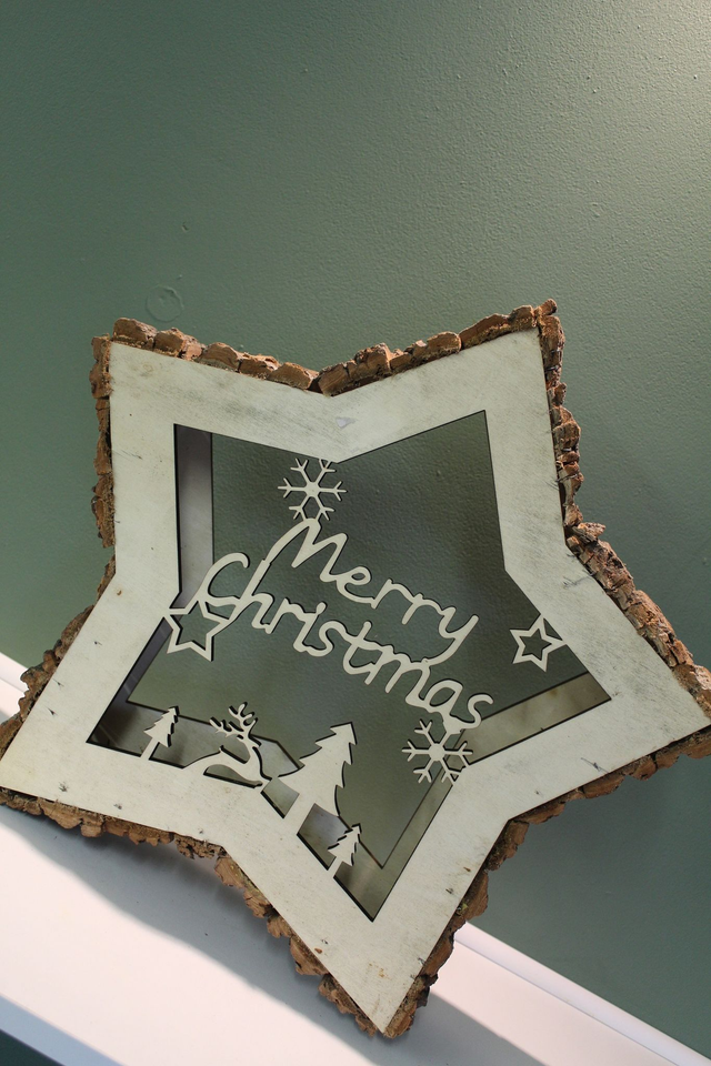 Merry Christmas Star Decoration – Wooden Rustic Design