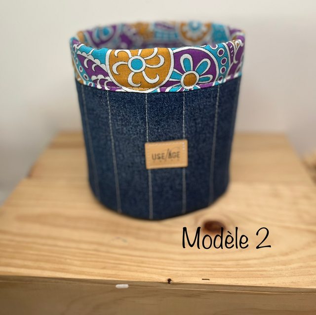 Panière ronde en jean matelassé & tissu vintage – Pièce unique