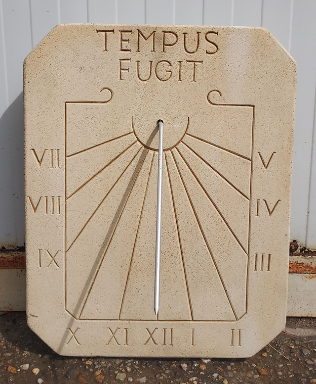 CADRAN SOLAIRE TEMPUS FUGIT