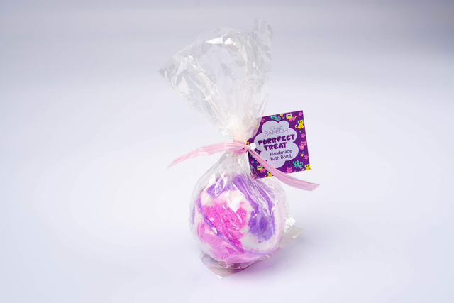 Purrfect Treat Bath Bomb