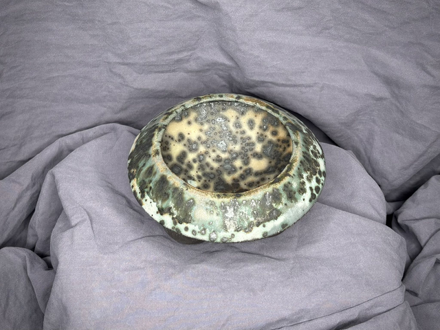 "Molecular" desert bowl