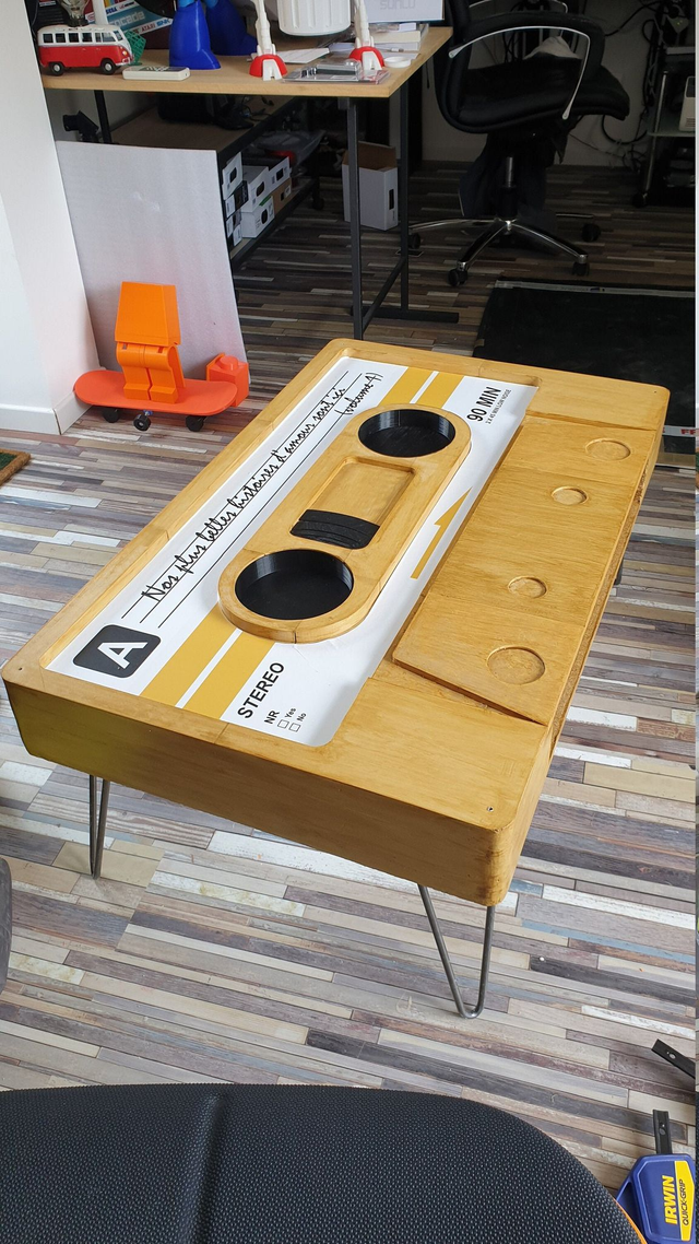 Table Basse K7 personnalisable