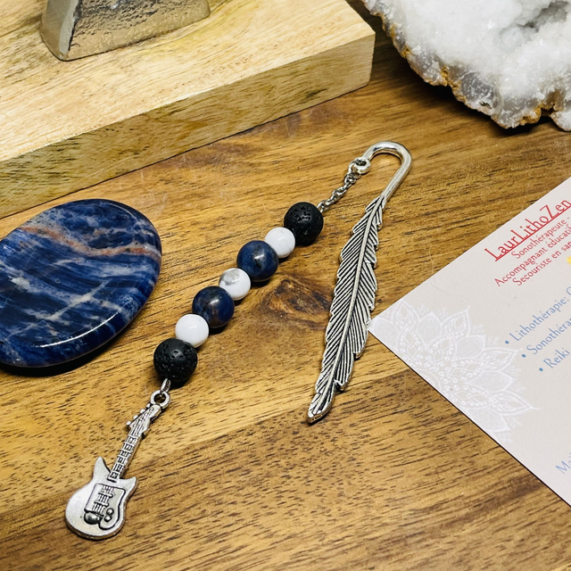 📖📚Marque page en Sodalite, Howlite et Pierre de lave