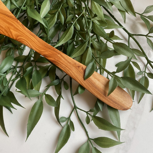 Olive wood spatula 
