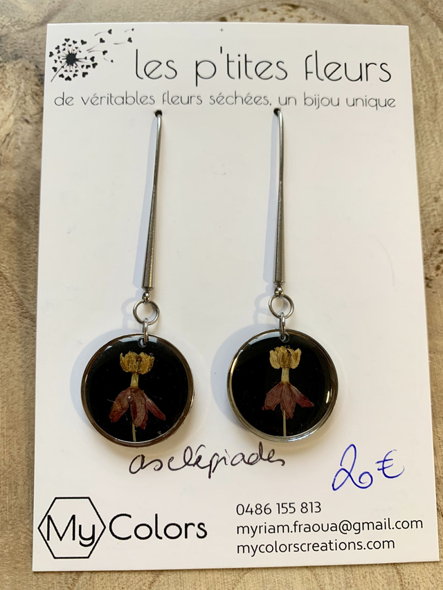Noires : boucles d'oreilles pendantes