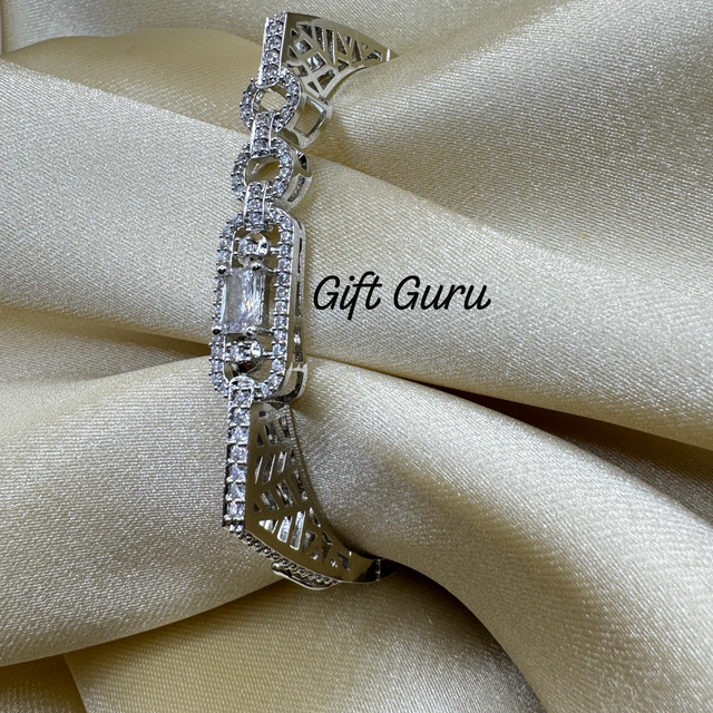 Silver tone Bracelet