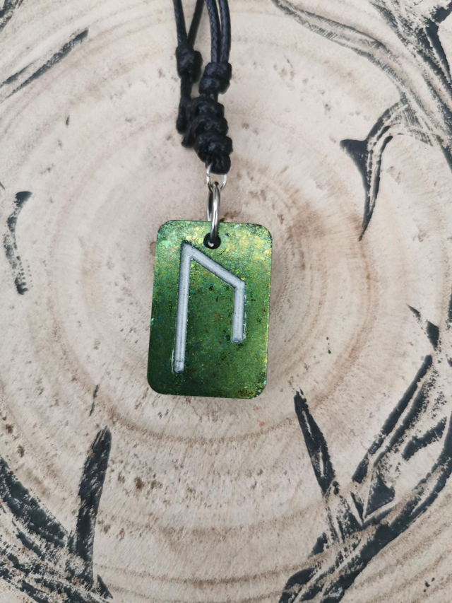 Collier Uruz vert holo 