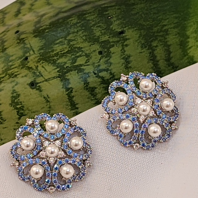 Brinco Mandala Cravejado Azul - Ródio