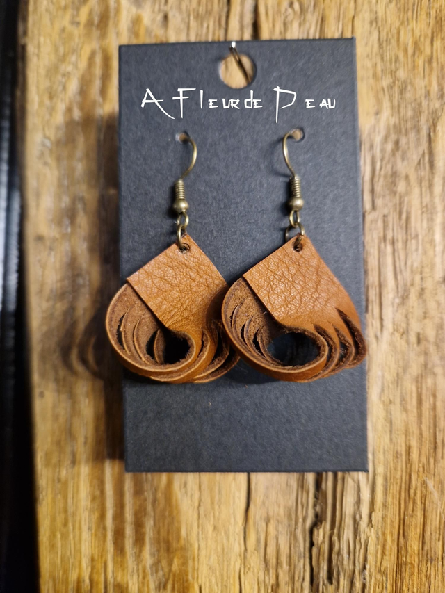 Boucles d&#039;oreilles en cuir