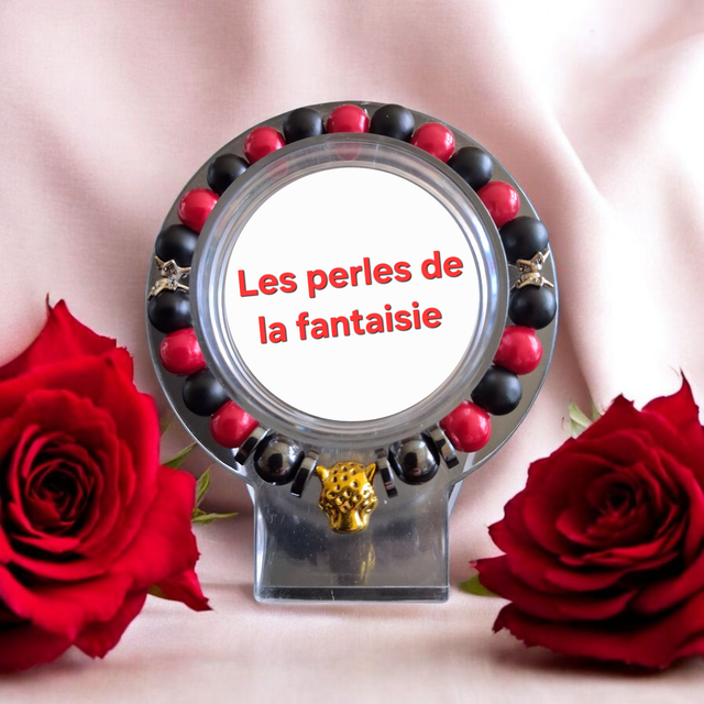 Bracelet perles de verre, perles hématite,breloque centrale léopard