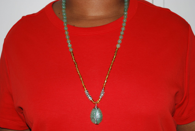 Collier long en aventurine verte 