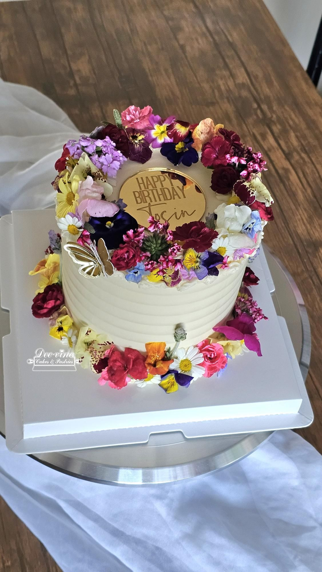 PF Buttercream cakes 