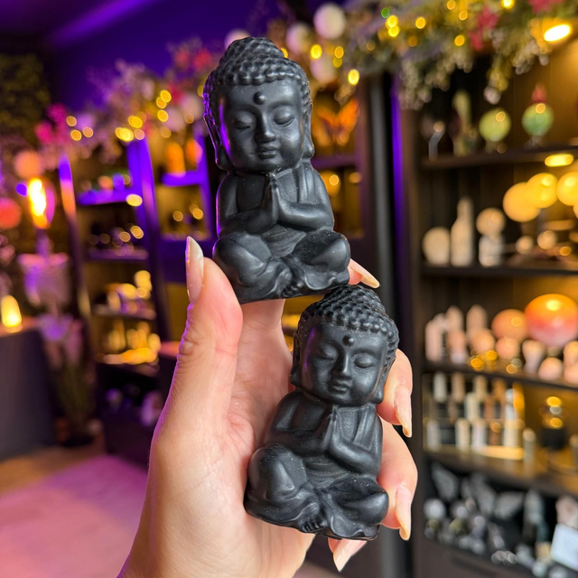 Obsidian Buddha Carving R58BA1