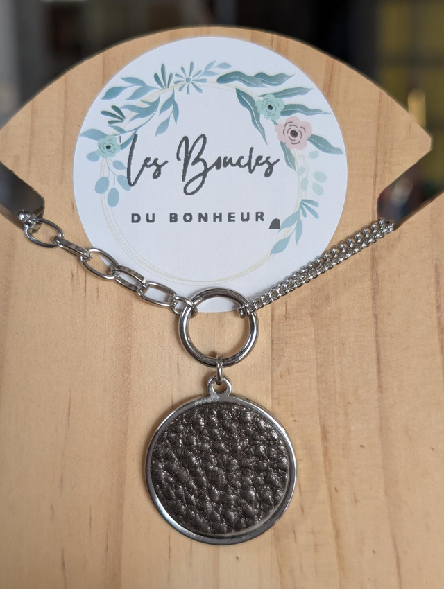 Collier 3 kaki