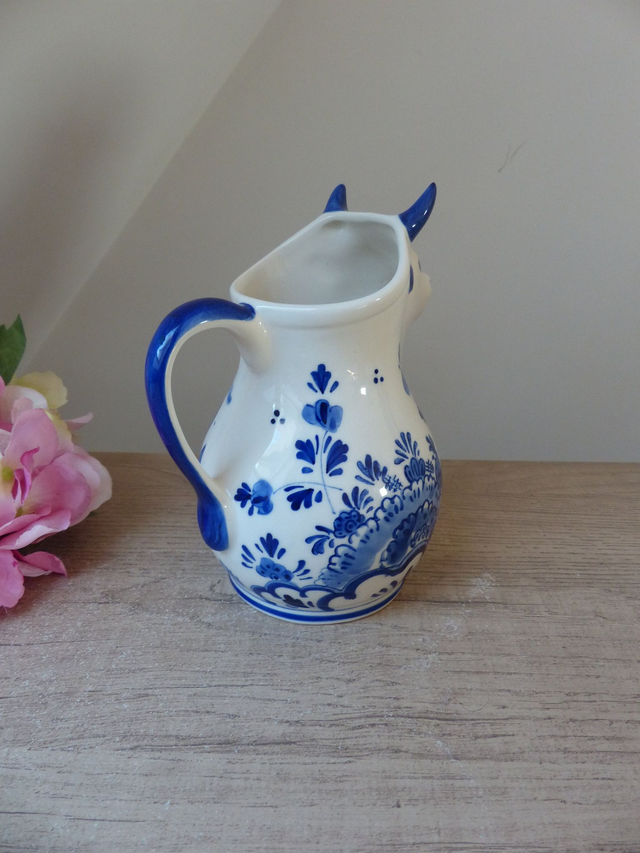 Pichet à Lait en Forme de Vache Bleu de Delft – Céramique Peinte Main – Artisanat Hollandais Vintage – Décoration Cuisine Maisone Campagne
