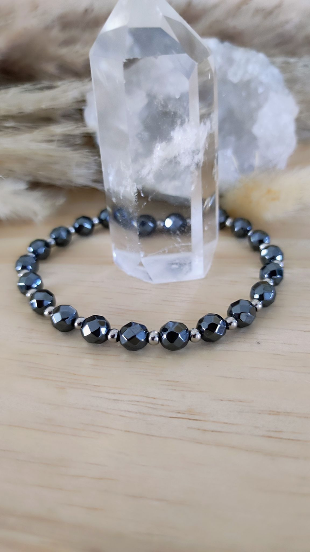 Bracelet "Confiance en soi" Hématite facettée