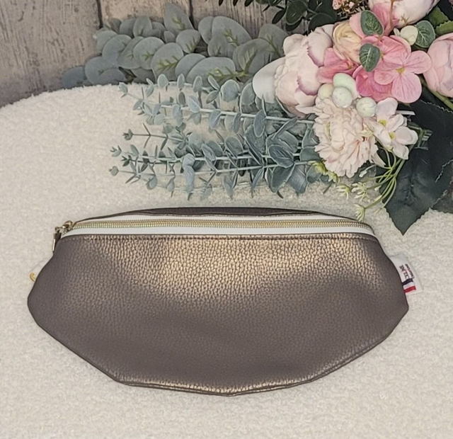 Sac banane simili cuir taupe irisé