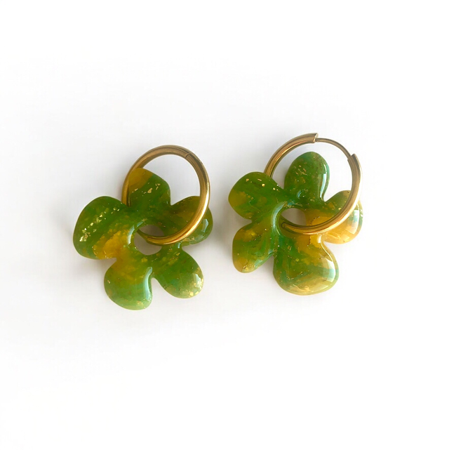 Grande fleur vert et jaune