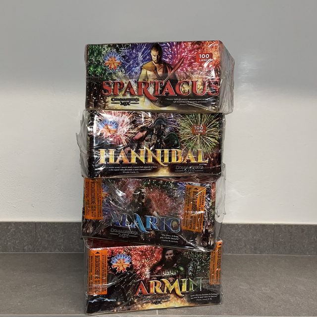 4 batterie 100 colpi Borgonovo 