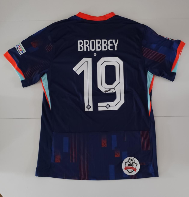 Gesigneerd shirt Nederlands Elftal uit– Brian Brobbey