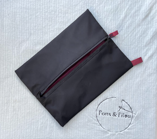 Tablet case ZWART 27*20cm