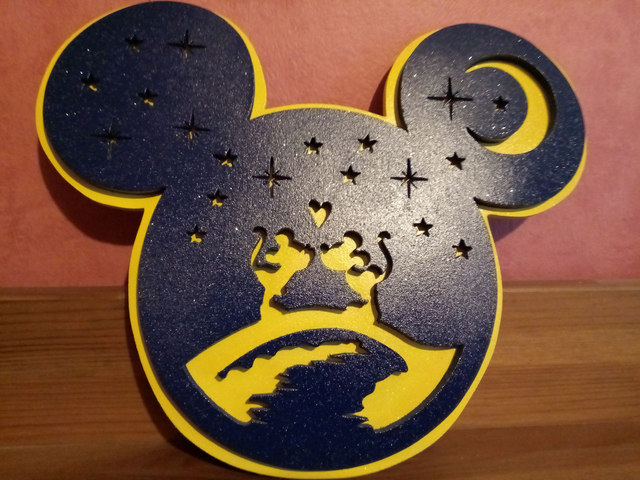 Mickey et Minnie au Clair de Lune - 20 x 25 cms
