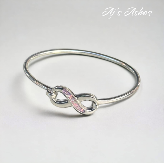Eternity bangle 
