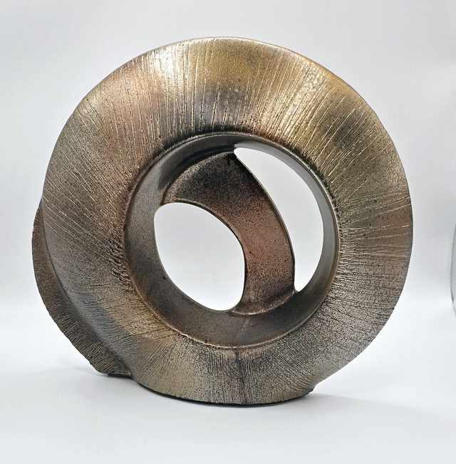 145. Metallic Swirl Ornament 