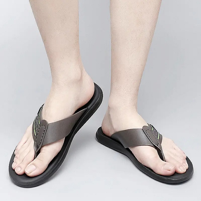 Men's Slip-Resistant Flip-Flops 