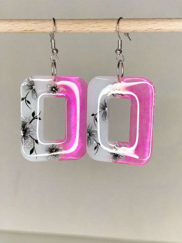 Boucles géométriques roses et blanches