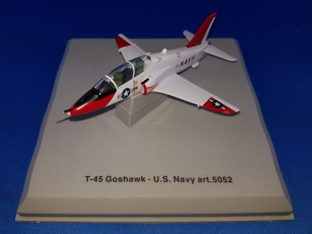 T-45 Goshawk U.S. Navy, 1:100