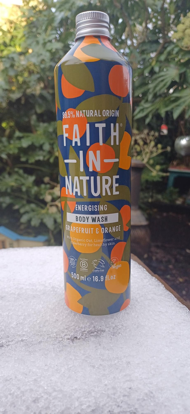 Grapefruit &amp; Orange Energising Body Wash - Faith in Nature 