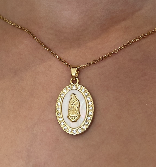 Collier Vierge Marie nacré 