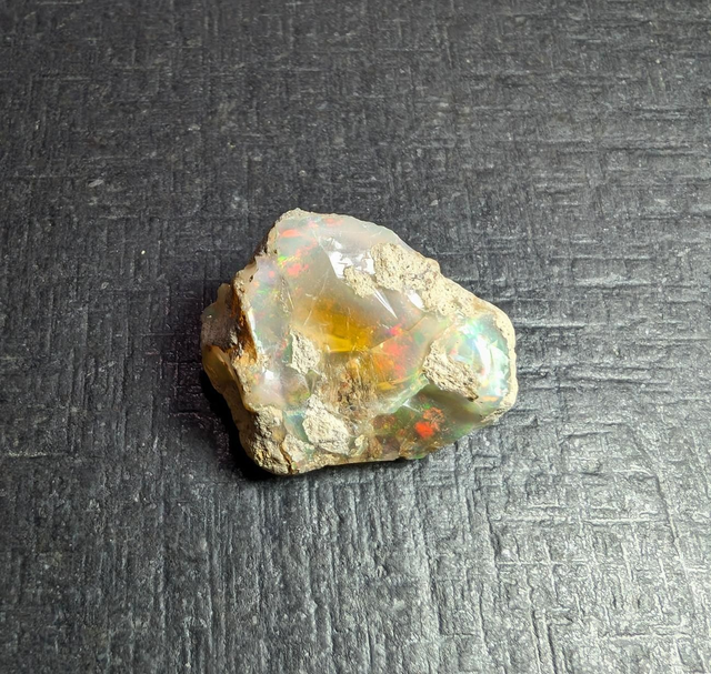 Opale Éthiopienne 39,95 carats 