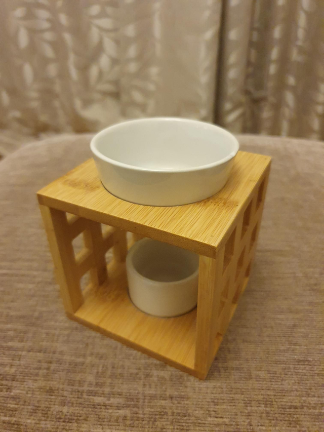 White Ceramic &amp; Wood Wax Melt Wamer