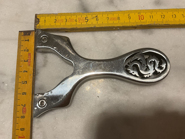 06B21 ... Lance pierre inox