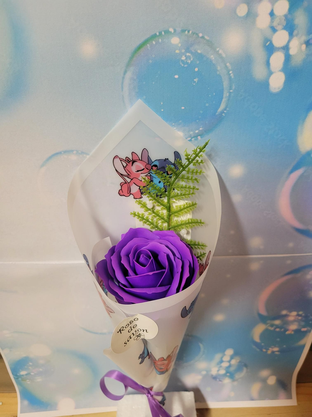 Rose de savon violette 