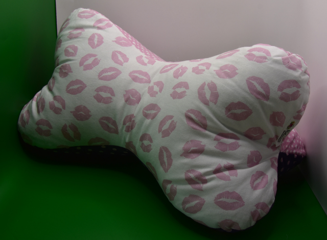 Lese- oder Nackenknochen KISS