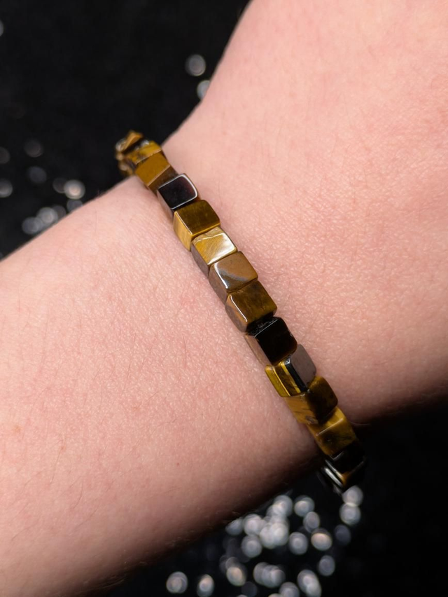 Bracelet oeil de tigre carré 