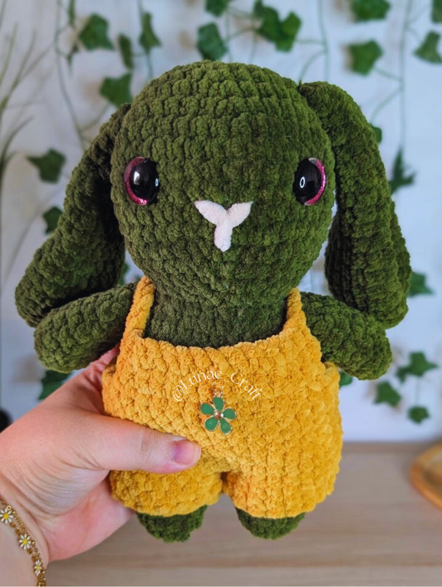 Moss le lapin de la forêt – Peluche kawaii fait main