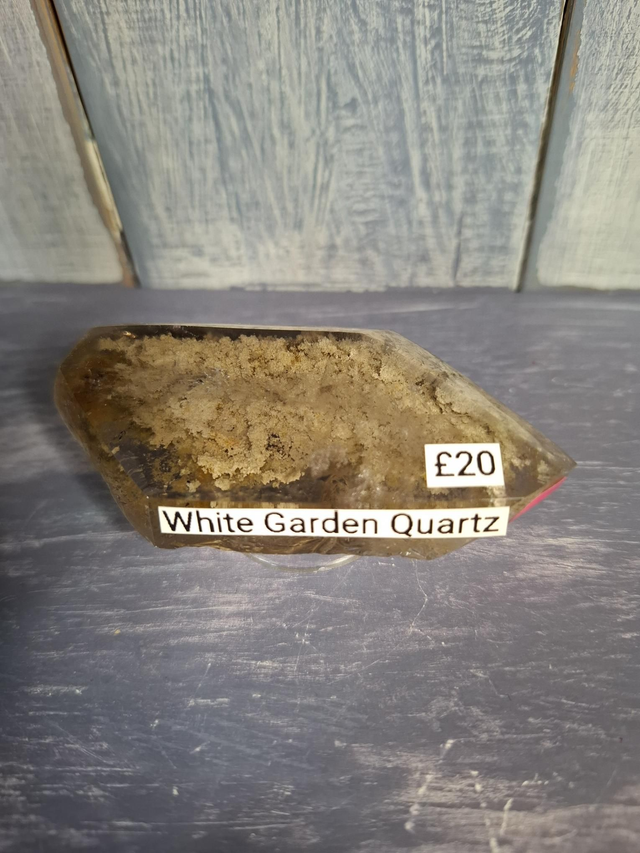 White Garden Quartz Free-form 