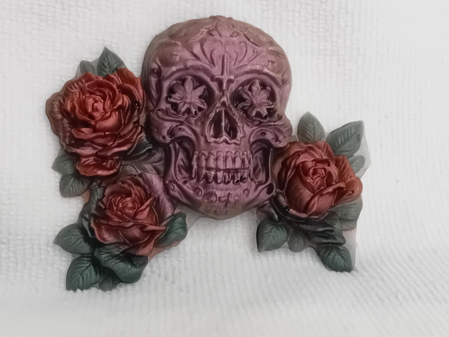 Skull avec rose 