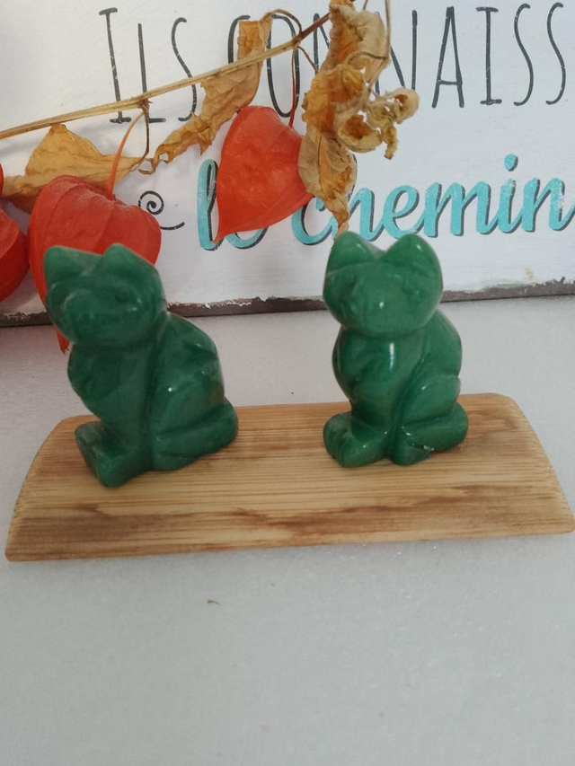 Chats en aventurine verte A+