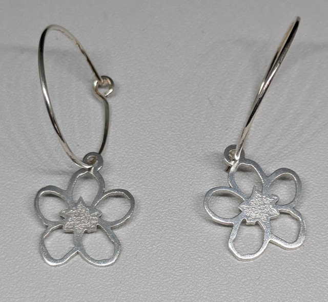 Forget me not 20mm sterling silver hoops