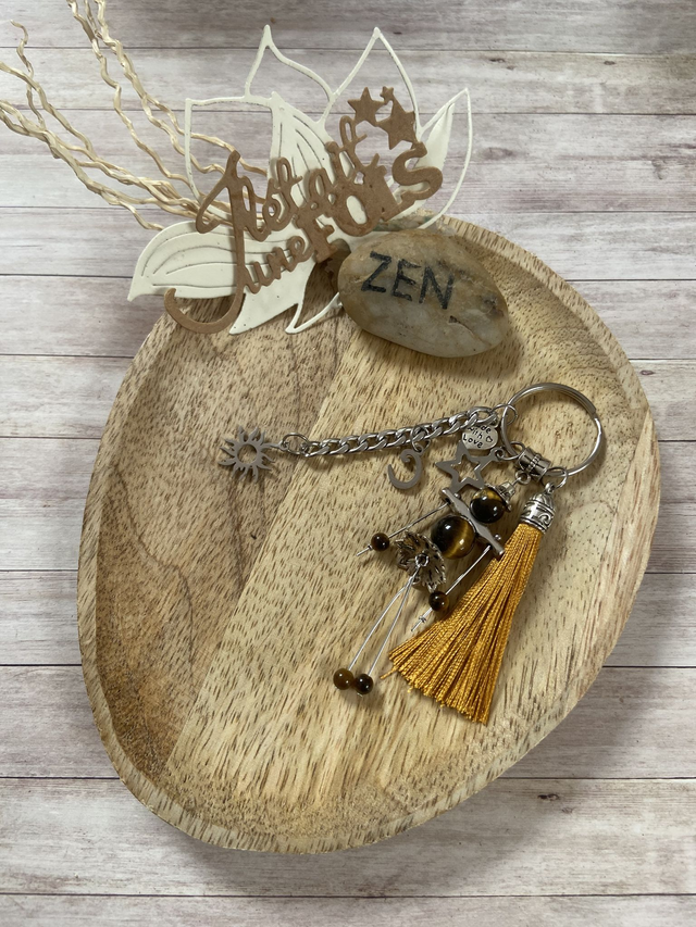 Porte clefs "Bonhomme" en Oeil de tigre