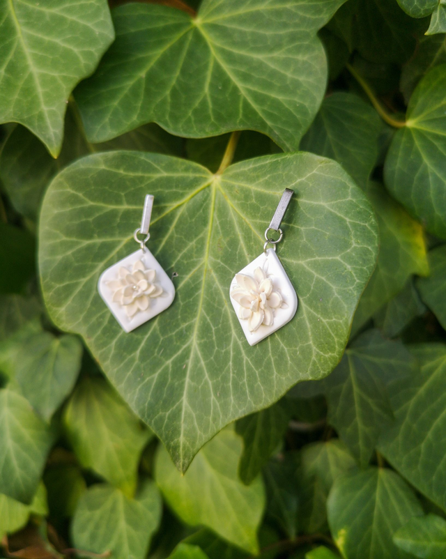 Collection Florale Aube Eternelle - Boucles d&#039;oreilles Bertille