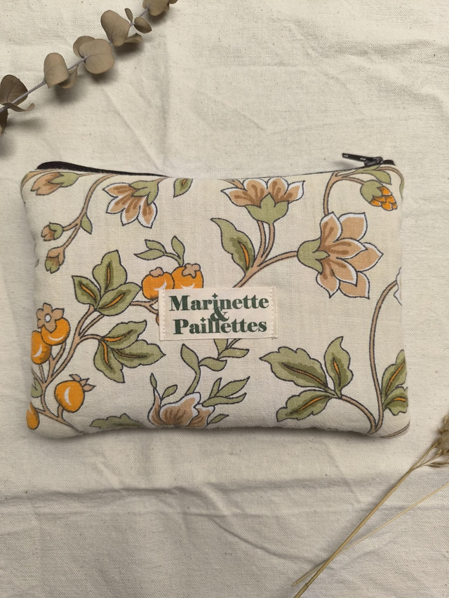 Pochette upcyclée - beige à motifs